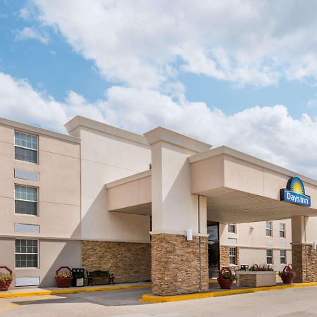 Days Inn By Wyndham Gillette Exteriér fotografie